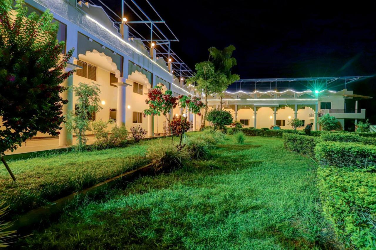 Brindavan Garden Resort & Spa Krishnarajasagara Eksteriør billede