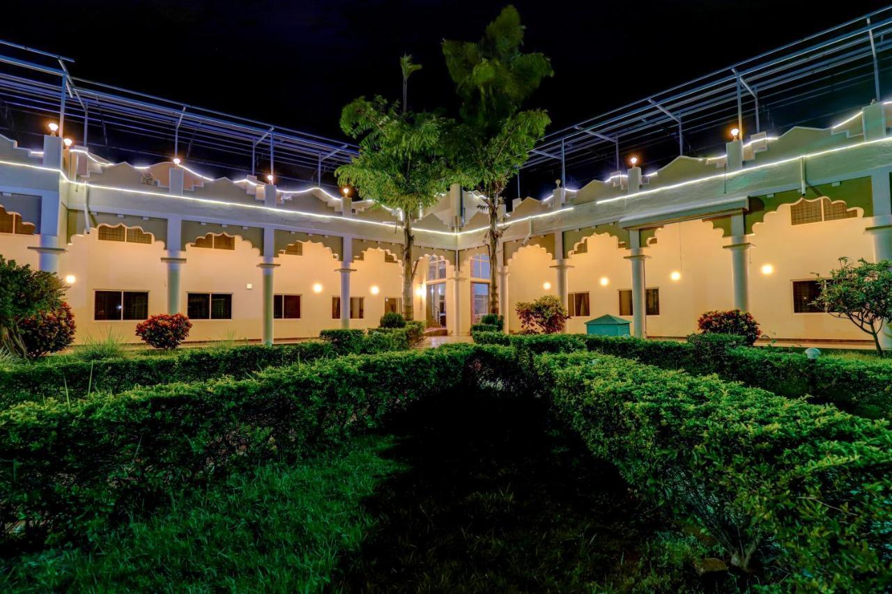 Brindavan Garden Resort & Spa Krishnarajasagara Eksteriør billede