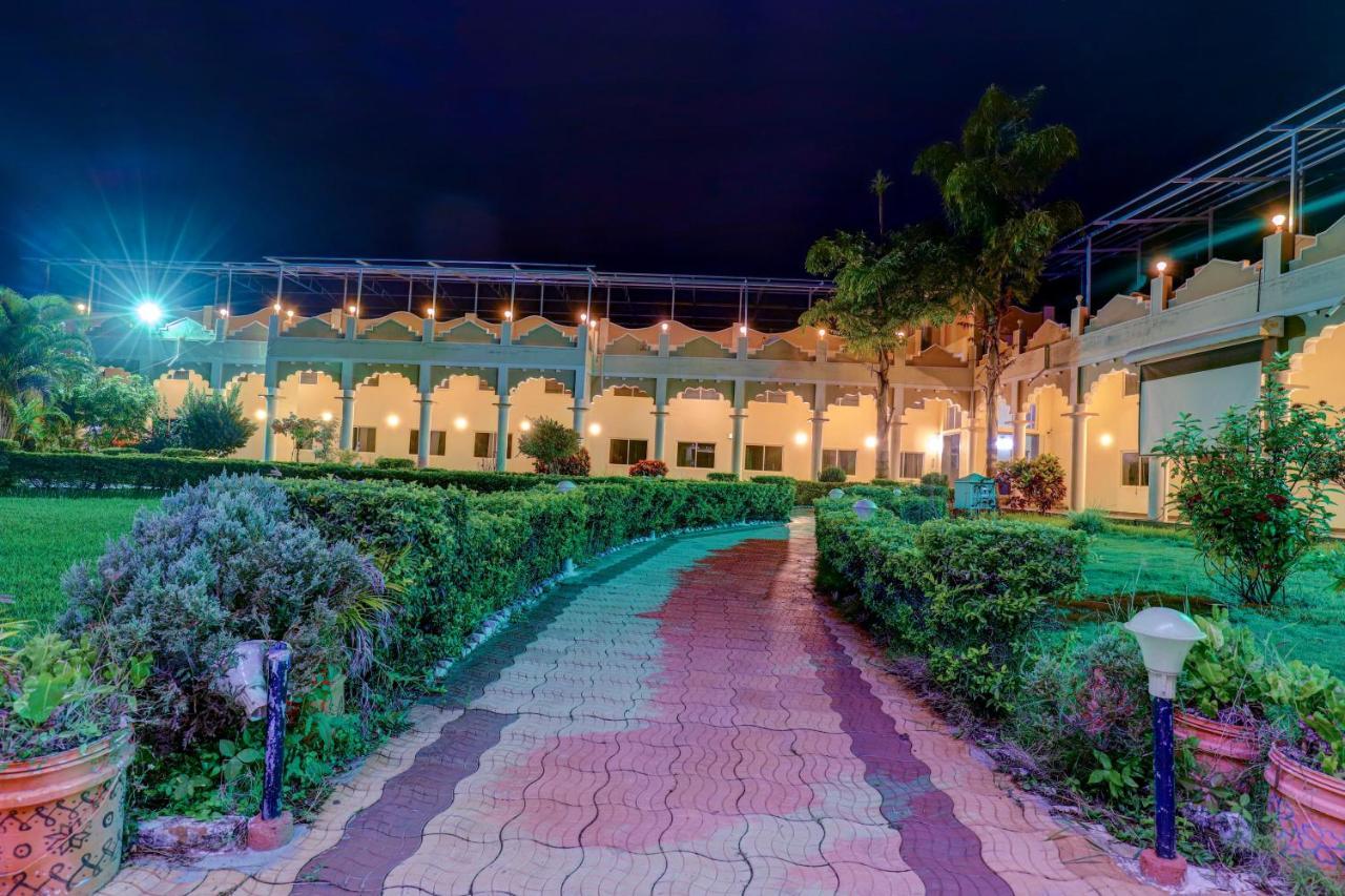 Brindavan Garden Resort & Spa Krishnarajasagara Eksteriør billede